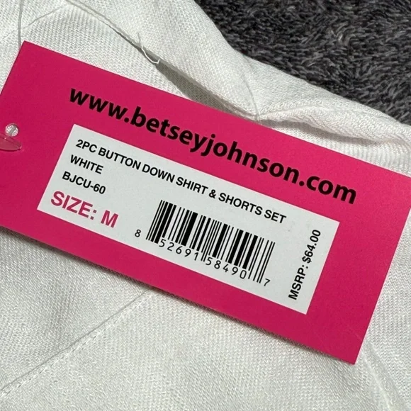 NWT Betsey Johnson 2 Piece Button Down Shirt & Short Set White Size Medium - Picture 9 of 13